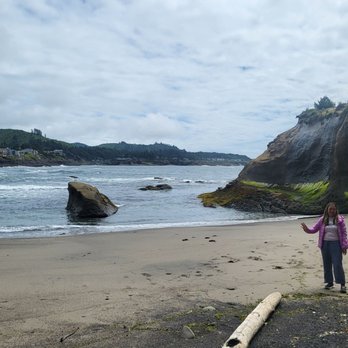 Inn At Arch Rock - Private beach - Hotels Near Me - Depoe Bay, Oregon Inn At Arch Rock - Private beach - Hotels Near Me - Depoe Bay, Oregon