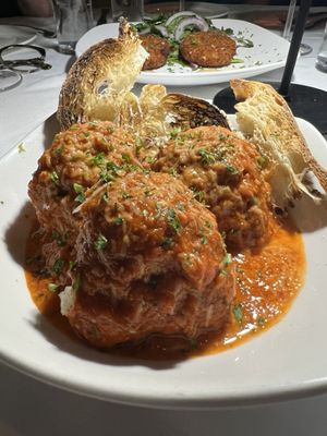 Barrotta’s Supper Club by null