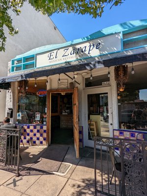 El Zarape Restaurant by null