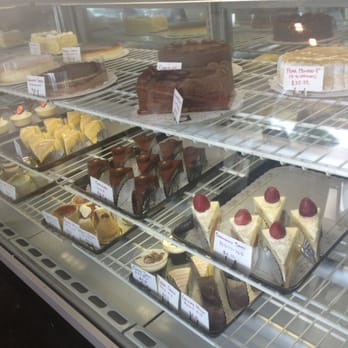 Beard Papa's - Desserts Near Me - Los Angeles, California
