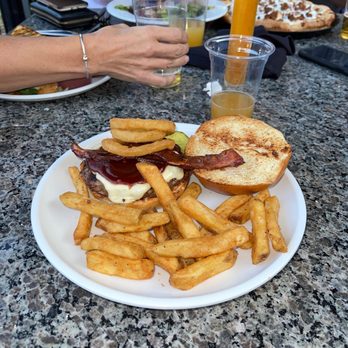 Teddy G's - Bourbon street burger - Pubs Near Me - Sturbridge, Massachusetts Teddy G's - Bourbon street burger - Pubs Near Me - Sturbridge, Massachusetts