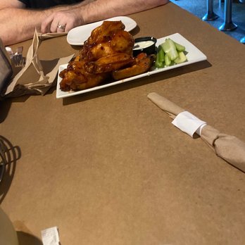 Crabtowne - The wings - Seafood Near Me - Glen Burnie, Maryland