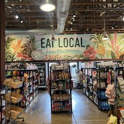 Living Foods Market & Cafe