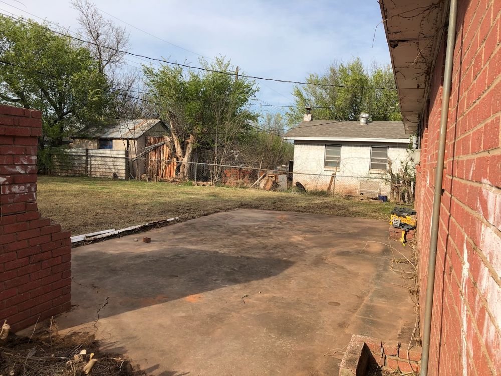 Bermuda Blooms Lawn Care - tree service in Oklahoma City, OK