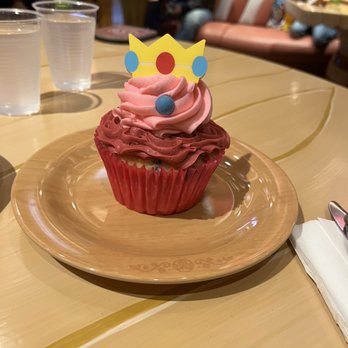 Toadstool Cafe - Cafes Near Me - Universal City, California