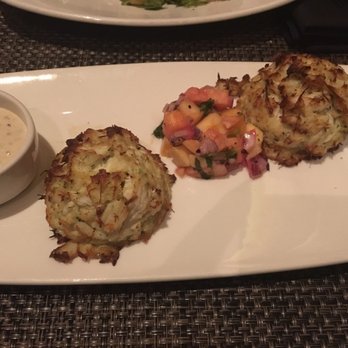 J Gilbert's - Crab cakes - Seafood Near Me - Des Pers, Missouri J Gilbert's - Crab cakes - Seafood Near Me - Des Pers, Missouri