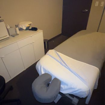 Elements Massage - Elements massage - Massage Therapy Near Me - Geneva, Illinois