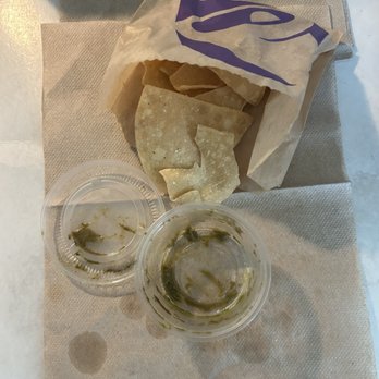 Taco Bell - Overpriced greasy rancid chips and guacamole - gone with two chips. - Fast Food Near Me - Paris, Texas