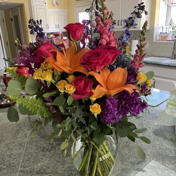 Jeannettes Flowers - Florists Near Me - Campbell, California Jeannettes Flowers - Florists Near Me - Campbell, California