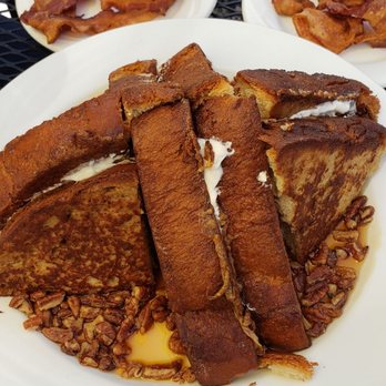 Battle Street Bistro - Vermont French Toast - Breakfast & Brunch Near Me - Manassas, Virginia Battle Street Bistro - Vermont French Toast - Breakfast & Brunch Near Me - Manassas, Virginia