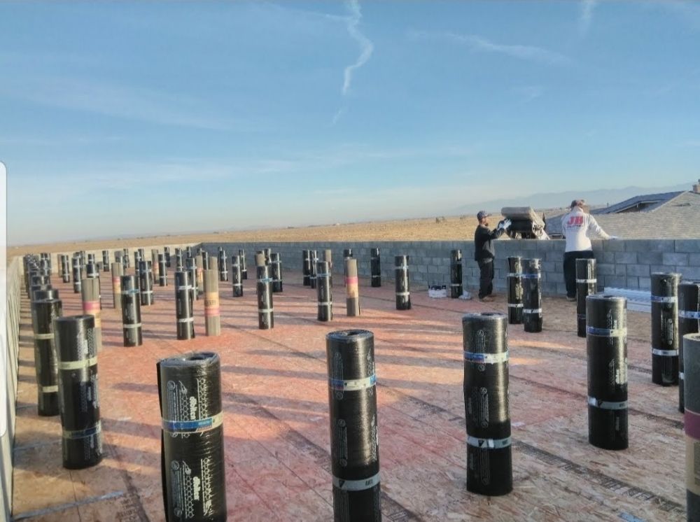 Slide of P&M Roofing