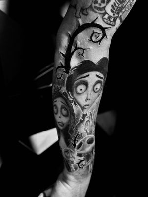 Joker Ink - Joker Ink's tattoo portfolio showcases over a decade and a half of experience in classical black and grey realism, with a keen focus on intricate details. Learning the craft from it's roots in Los Angeles, California, Joker came to Las Vegas to found Black Diamond in 2016