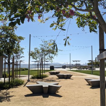 Seaplane Lagoon Promenade - Seating at Seaplane Lagoon Promenade - Parks Near Me - Alameda, California Seaplane Lagoon Promenade - Seating at Seaplane Lagoon Promenade - Parks Near Me - Alameda, California