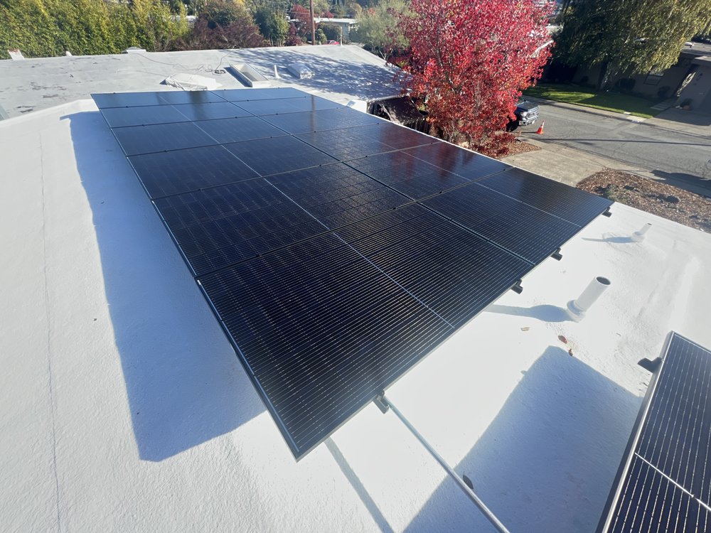 Slide of Skyline Gutter Protection 