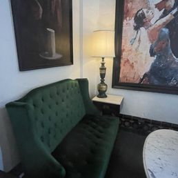 I loved this beautiful and cozy sitting area.