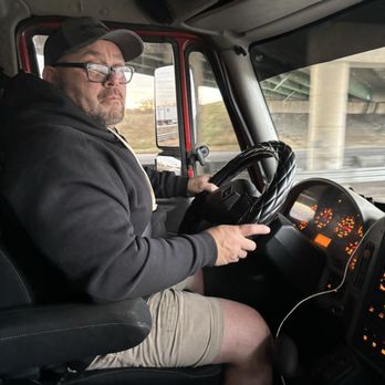 Easy Towing - Call us anytime - Towing Near Me - Neenah, Wisconsin