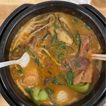 Potluck Cafe - Beef and Beef Tripe Rice Noodle - Chinese Near Me - Boston, Massachusetts