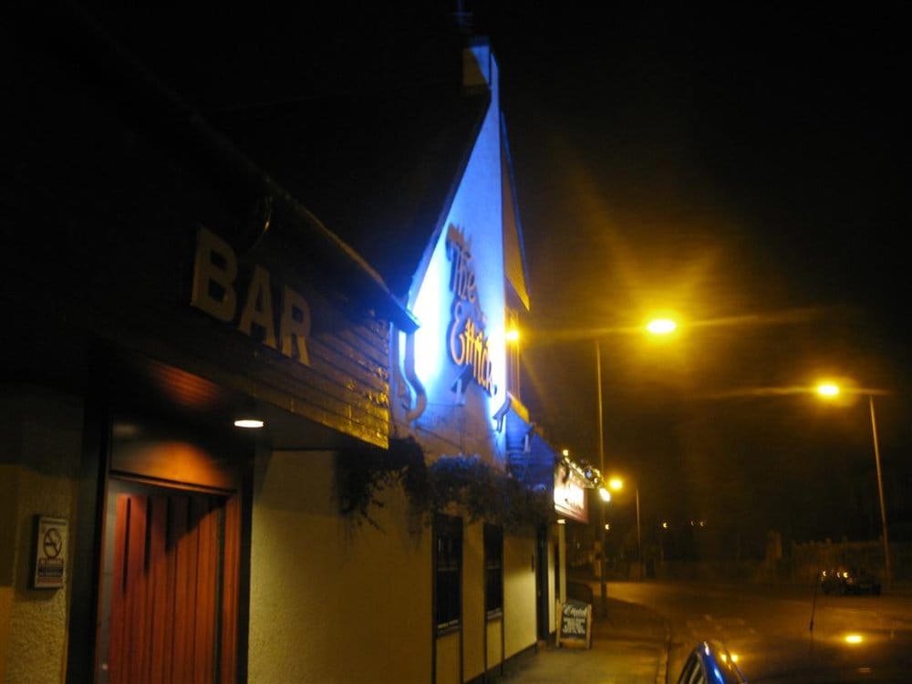 THE ETTRICK BAR Updated September 2024 159 Dumbarton Road, Glasgow