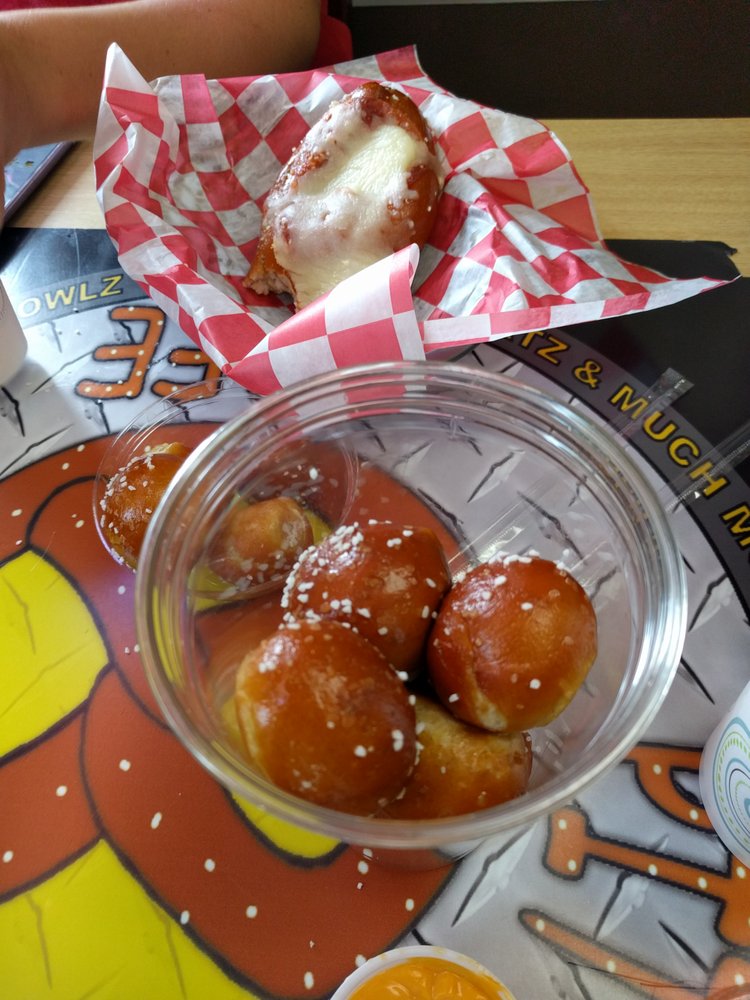 PITTSBURGH PRETZEL CAFE CLOSED 21 Photos & 13 Reviews American