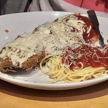 Olive Garden Italian Restaurant - Eggplant Parmigiana - Italian Near Me - Langley, British Columbia Olive Garden Italian Restaurant - Eggplant Parmigiana - Italian Near Me - Langley, British Columbia