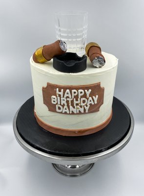 Oh.Sweet.Mason [Desserts, Custom Birthday Cake & Specialty Cupcakes] by null