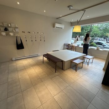 Three Dots Coffee Lab - Inside - Coffee & Tea Near Me - Toronto, Ontario