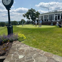 Sunnehanna Country Club - The Sunnehanna CC practice green and clubhouse