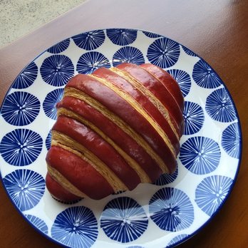 Cafe Diem - Raspberry filled croissant - Coffee & Tea Near Me - New York, New York