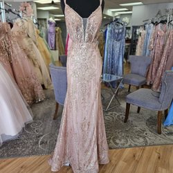 Bridal Amelia Alvillar