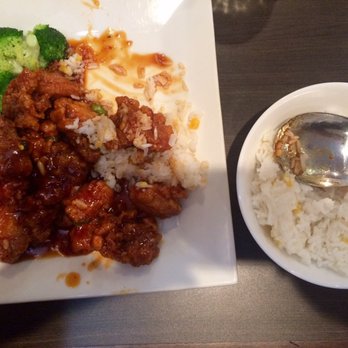 Reren Lamen & Bar - Bourbon chicken generals tsos - Ramen Near Me - Washington, DC, District of Columbia