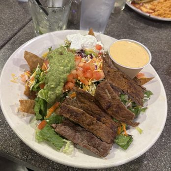 Super Mex - Carne asada salad - good - Mexican Near Me - Huntington Beach, California Super Mex - Carne asada salad - good - Mexican Near Me - Huntington Beach, California