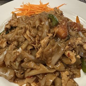 Mali Thai Restaurant - Drunken Noodles - Thai Near Me - Glen Burnie, Maryland Mali Thai Restaurant - Drunken Noodles - Thai Near Me - Glen Burnie, Maryland