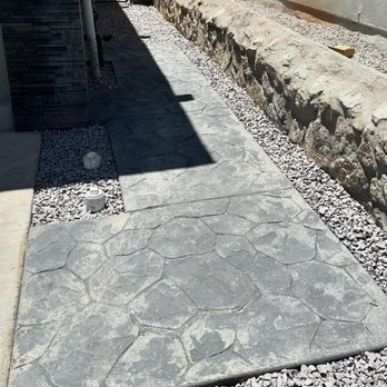 Bella's Landscaping - Landscaping Near Me