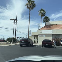 Tucson Coin and Autograph - Outside