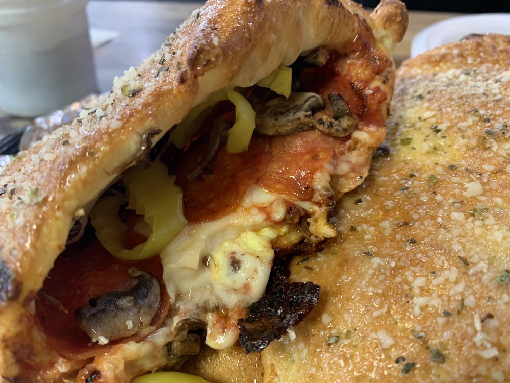 MANCINO’S PIZZA & GRINDERS Updated October 2024 20 Reviews 1501 E