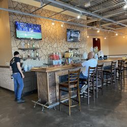 Los Cabos Mexican Grill - Bar area