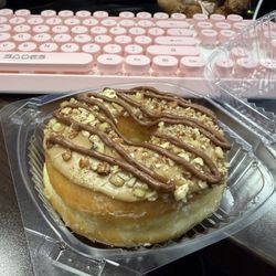 Donut Worry - Caramel Turtle Pecan