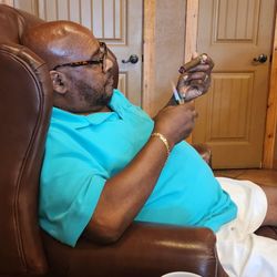 El Cubano Cigar Factory - Relaxing lounge