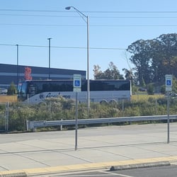 Best Bus - The bus leaving the stop getting onto I66