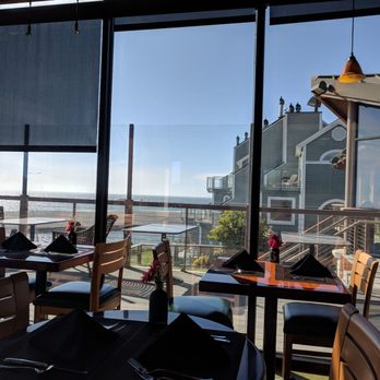Vue Kitchen - New American Near Me - Gualala, California Vue Kitchen - New American Near Me - Gualala, California
