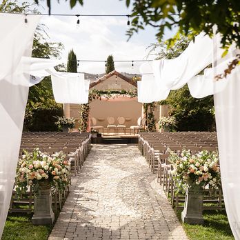 Amazáe Events - Our beautiful outdoor ceremony! - Wedding Planning Near Me - Campbell, California Amazáe Events - Our beautiful outdoor ceremony! - Wedding Planning Near Me - Campbell, California