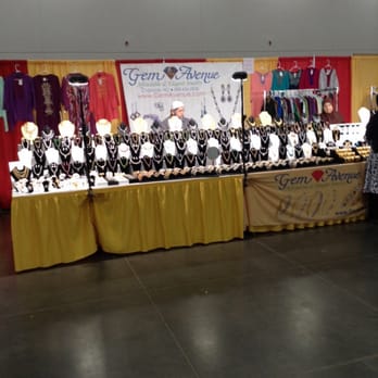 India Fest - Shopping at this event was great wide range of stuff native to their country - Local Flavor Near Me - Virginia Beach, Virginia India Fest - Shopping at this event was great wide range of stuff native to their country - Local Flavor Near Me - Virginia Beach, Virginia