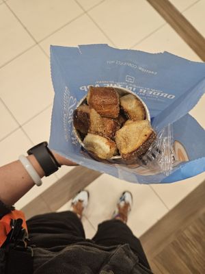 Tanger Outlets Riverhead by null