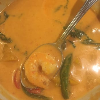 Thai Dee - RED PUMPKIN CURRY, w/ shrimp - Thai Near Me - San Antonio, Texas Thai Dee - RED PUMPKIN CURRY, w/ shrimp - Thai Near Me - San Antonio, Texas