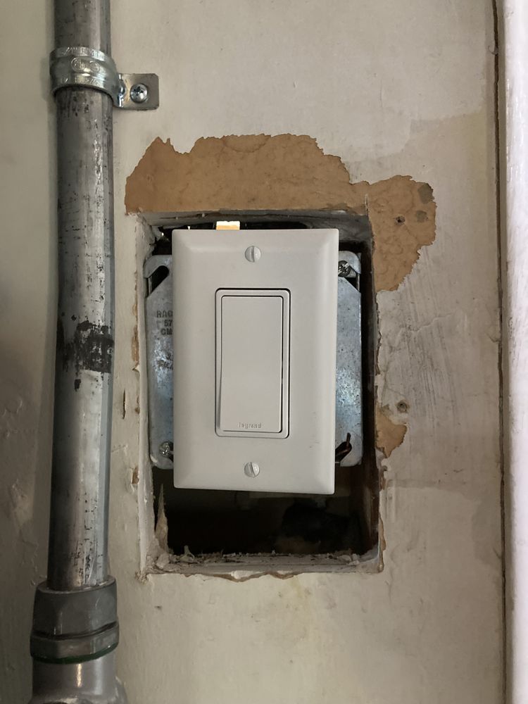 Slide of Wire Tech Electric