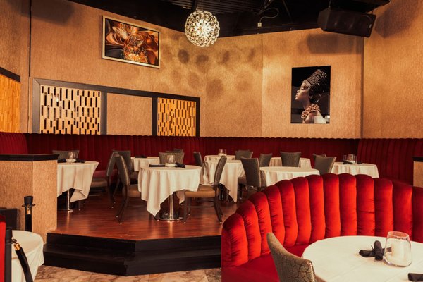 Influence Restaurant and Lounge by null