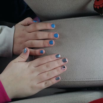 Luxe Nail Bar Salon - The teen age girls got their nails done too. - Nail Salons Near Me - Tucker, Georgia Luxe Nail Bar Salon - The teen age girls got their nails done too. - Nail Salons Near Me - Tucker, Georgia