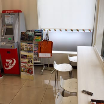 セブンイレブン 三鷹武蔵境通り店 - Updated September 2025