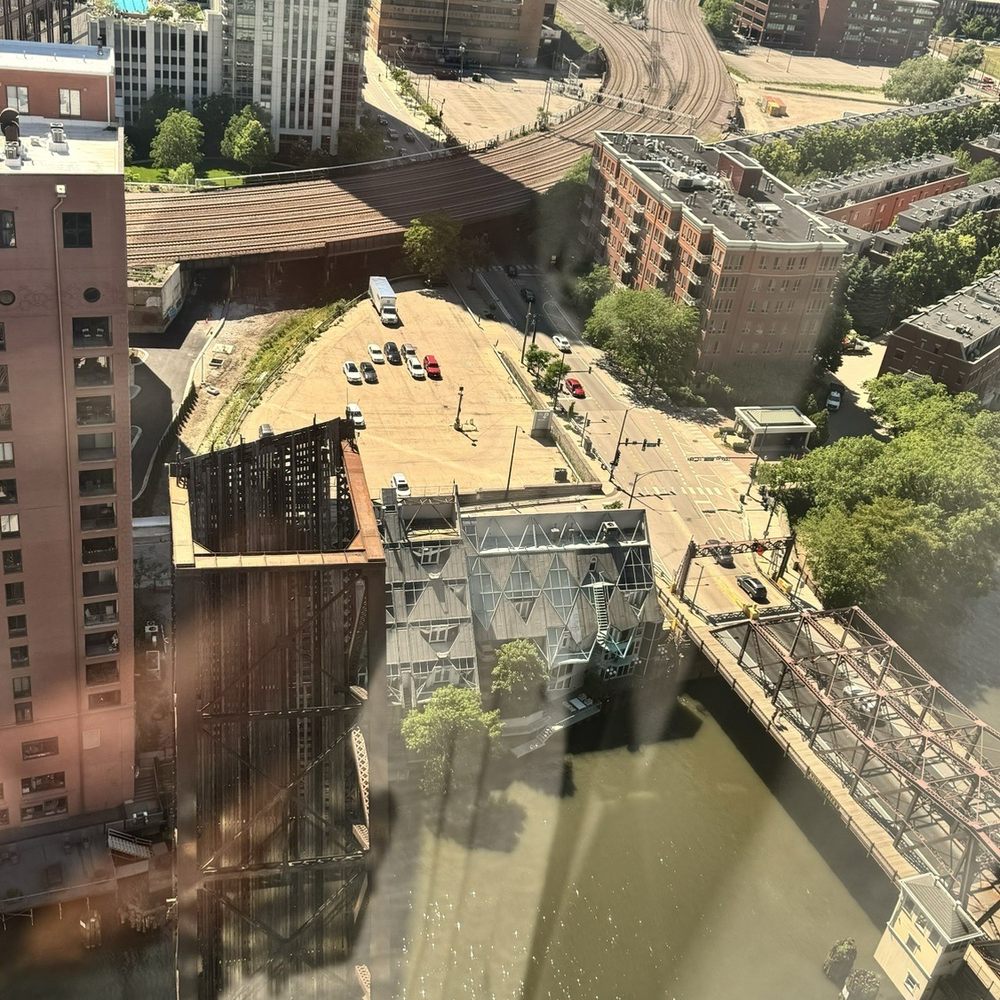 Waterview - View from room - Hotels Near Me - Chicago, Illinois Waterview - View from room - Hotels Near Me - Chicago, Illinois