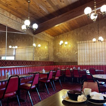 The Boys Restaurant - Inside - American Near Me - Santa Maria, California